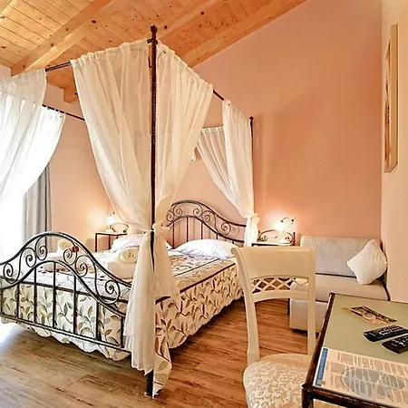 Holiday home Stella Tinjan